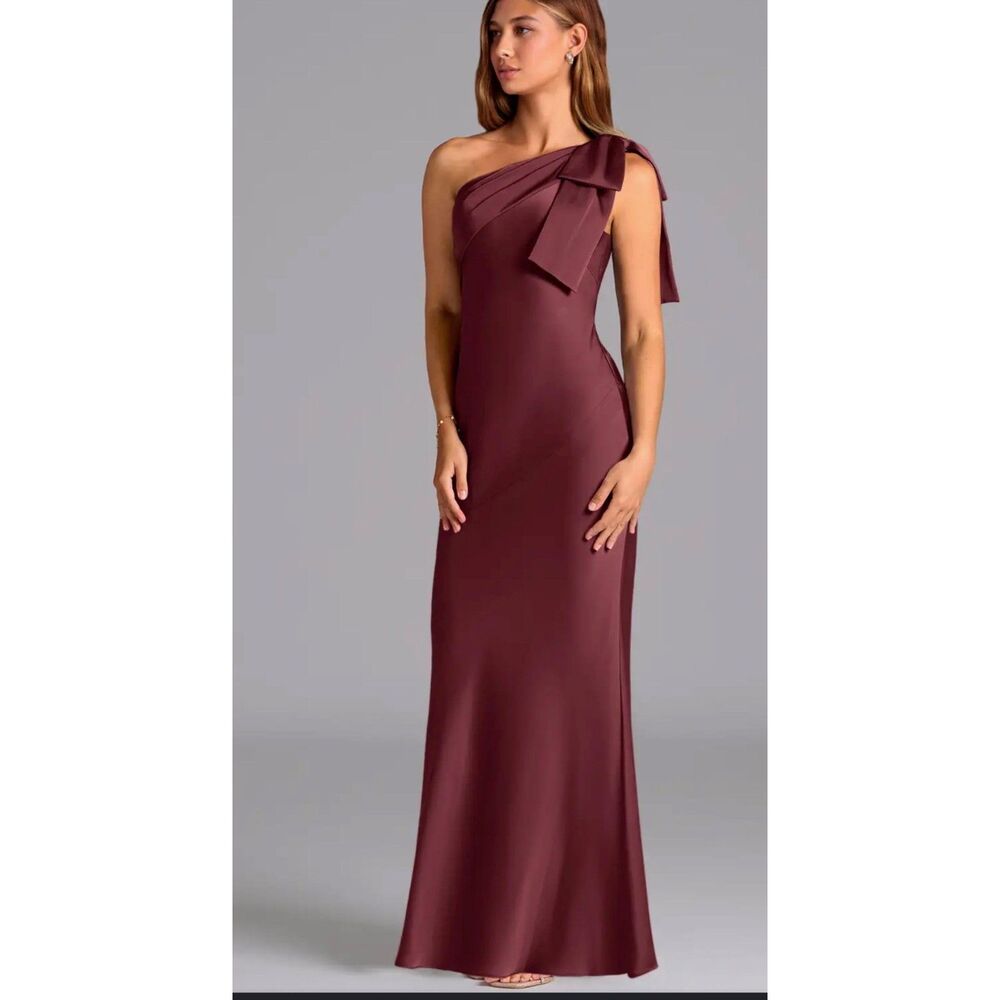 Monevelli Carberbnet Bow Detail One Shoulder Satin Formal Gown Size 12